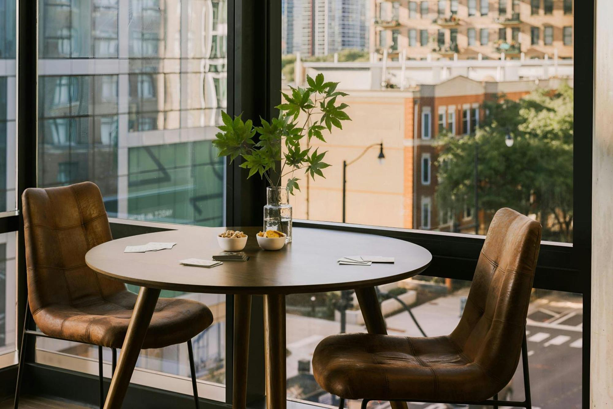 Sonder By Marriott Bonvoy South Wabash South Loop Apartahotel 4*
